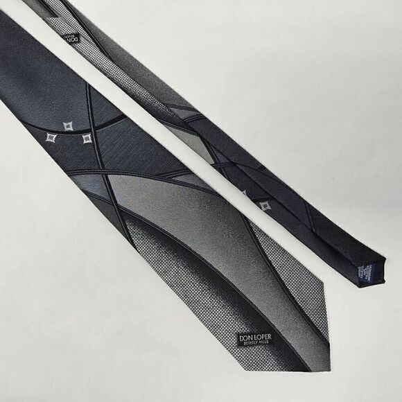 DON LOPER BEVERLY HILLS VINTAGE POLY TIE BLACK SILVER LOGO ABSTRACT 4" X 57" - Picture 1 of 3